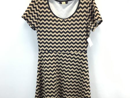 Dress Casual Short By Annabelle In Black & Tan, Size: M on Sale