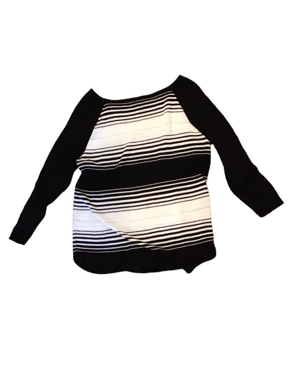 Black & White Sweater New Directions, Size M Online